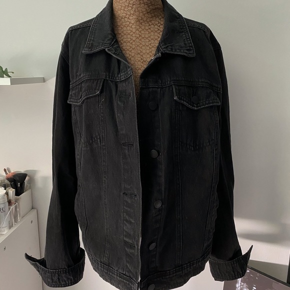 universal thread black denim jacket